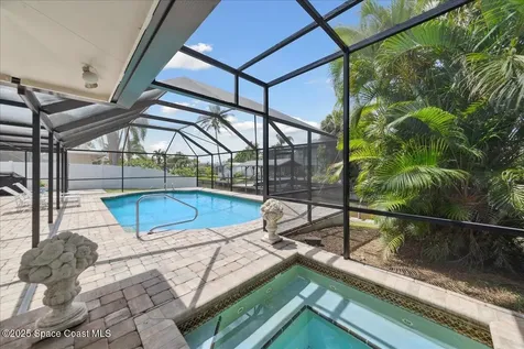 60 Alhambra Drive Merritt Island FL 32952