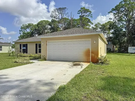 218 Parker Drive Titusville FL 32780