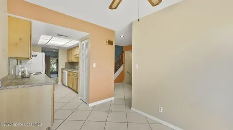 1993 Dipol Courtway Titusville FL 32780