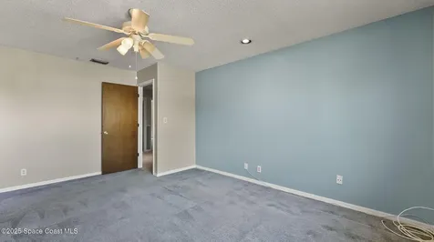 1993 Dipol Courtway Titusville FL 32780