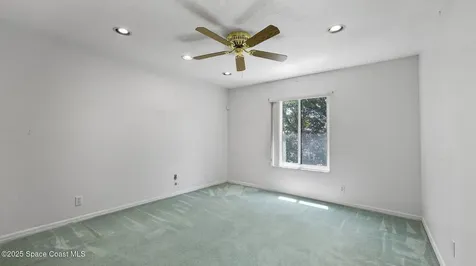 1993 Dipol Courtway Titusville FL 32780