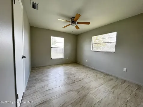 22 E Towne Place Titusville FL 32796