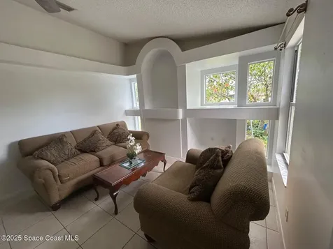 1242 Auburn Avenue NW Palm Bay FL 32907
