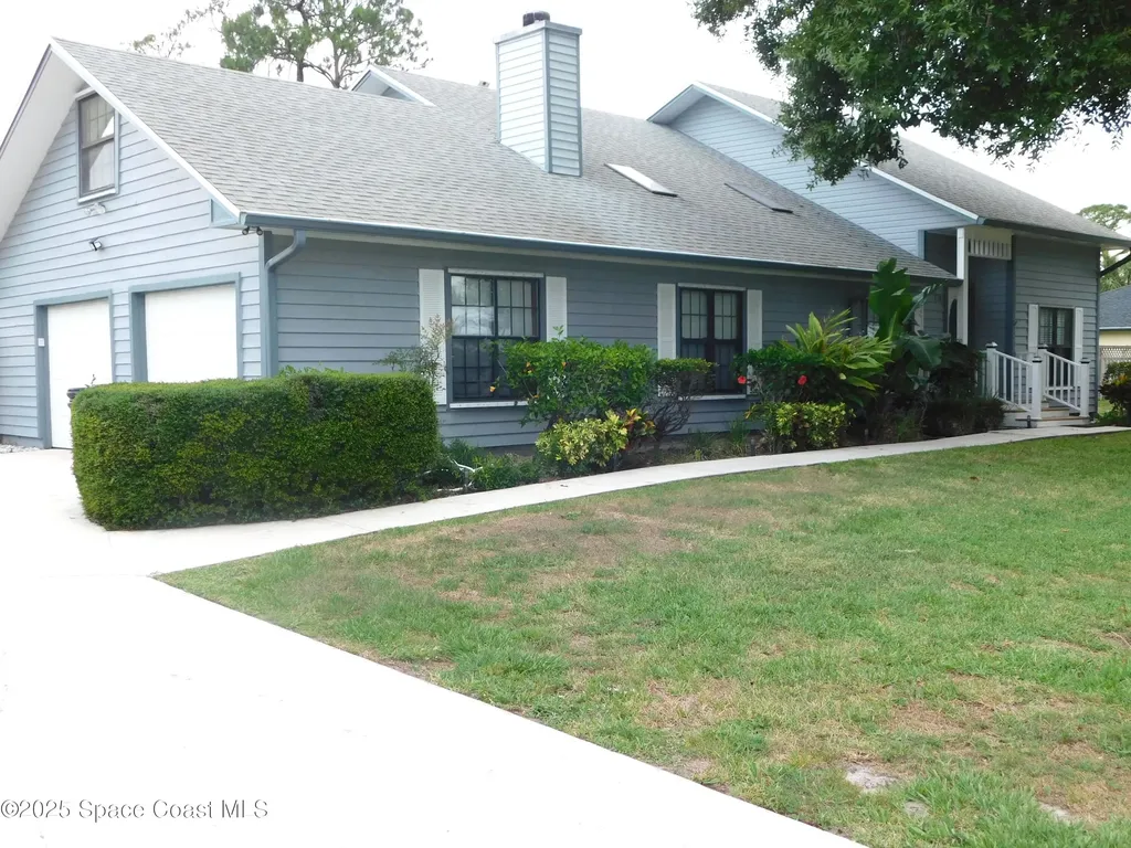 174 Peckham Street NE Palm Bay FL 32907