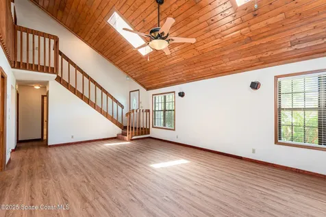 174 Peckham Street NE Palm Bay FL 32907