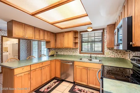 174 Peckham Street NE Palm Bay FL 32907