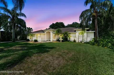 6858 Sweet Bay Court Cocoa FL 32927