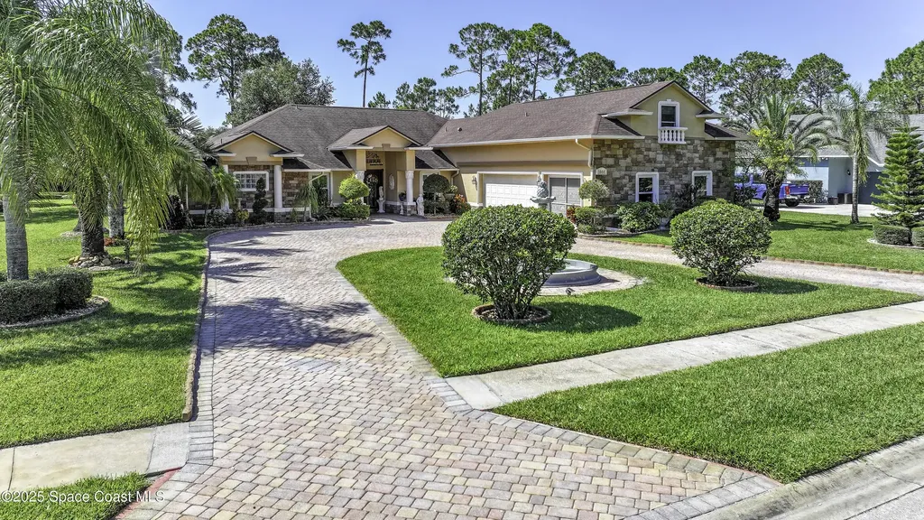 1866 Amberwood Drive SE Palm Bay FL 32909