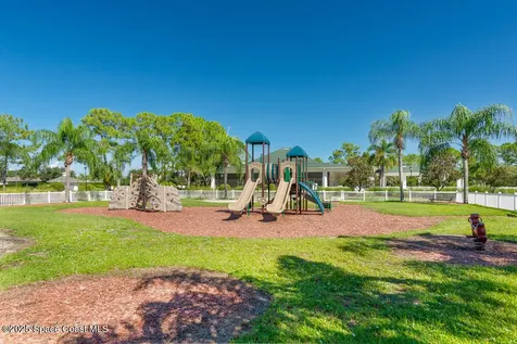 1866 Amberwood Drive SE Palm Bay FL 32909