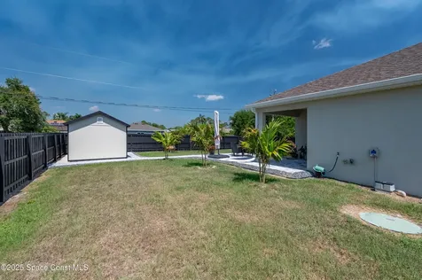 1460 Glendale Avenue NW Palm Bay FL 32907