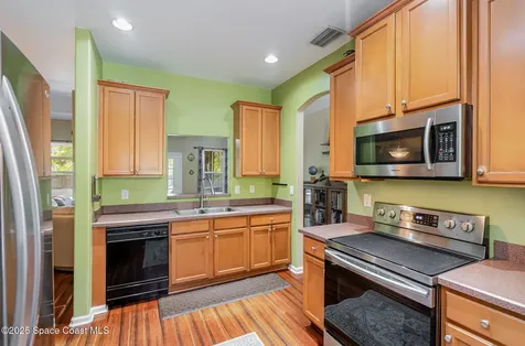 2871 Fontainebleau Avenue SE Palm Bay FL 32909