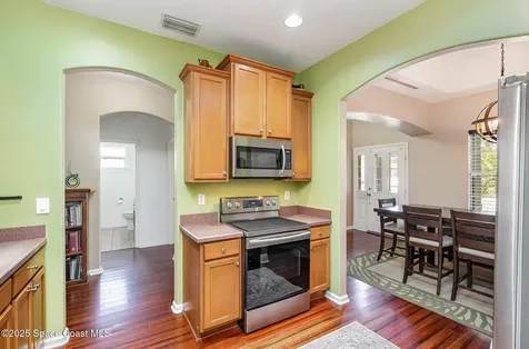 2871 Fontainebleau Avenue SE Palm Bay FL 32909
