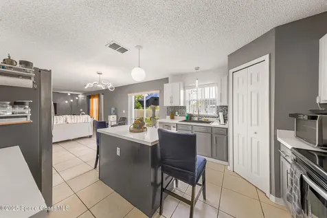 1889 Nanton Street NW Palm Bay FL 32907
