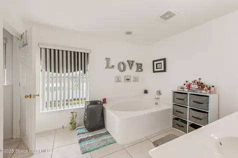 1889 Nanton Street NW Palm Bay FL 32907
