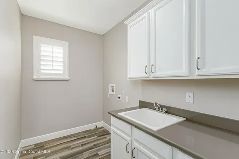 3933 Craigston Street Melbourne FL 32940