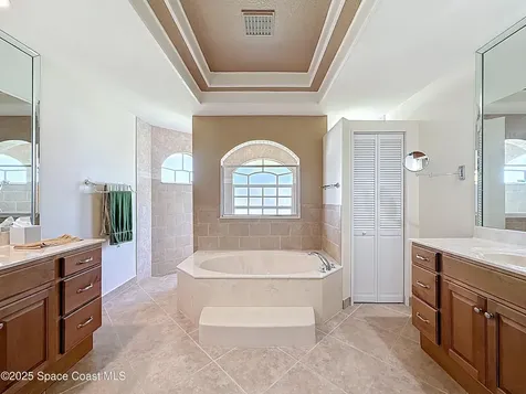 2050 SE Ellington Terrace Port St. Lucie FL 34952