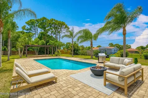 2050 SE Ellington Terrace Port St. Lucie FL 34952