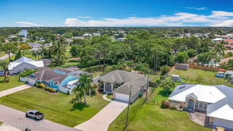 2050 SE Ellington Terrace Port St. Lucie FL 34952