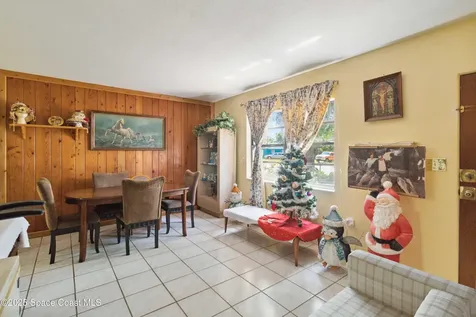 424 Lenore Avenue Titusville FL 32796