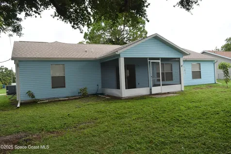 1711 Radisson Street NW Palm Bay FL 32907