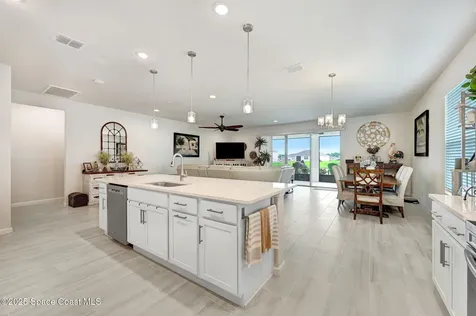 2365 Roygaris Street NW Palm Bay FL 32907