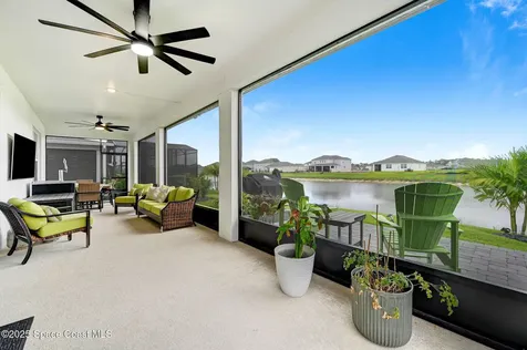 2365 Roygaris Street NW Palm Bay FL 32907