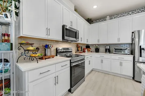 2365 Roygaris Street NW Palm Bay FL 32907