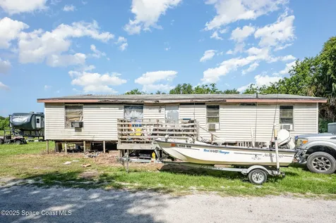 2675 Brockett Road Mims FL 32754