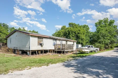 2675 Brockett Road Mims FL 32754