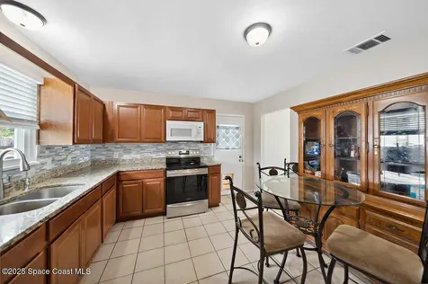 926 Caligula Avenue SE Palm Bay FL 32909