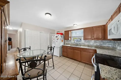 926 Caligula Avenue SE Palm Bay FL 32909