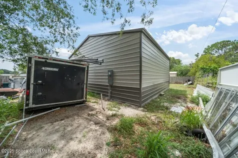 926 Caligula Avenue SE Palm Bay FL 32909