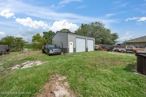 926 Caligula Avenue SE Palm Bay FL 32909