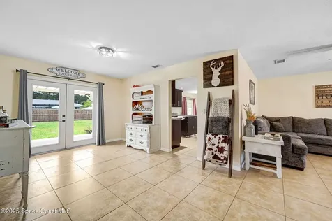 946 Stage Street SE Palm Bay FL 32909