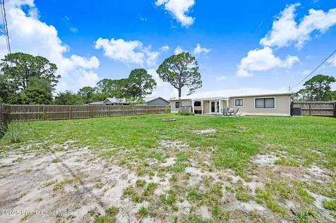946 Stage Street SE Palm Bay FL 32909