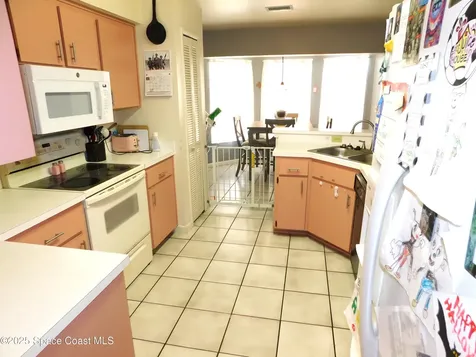 854 Custer Street NW Palm Bay FL 32907