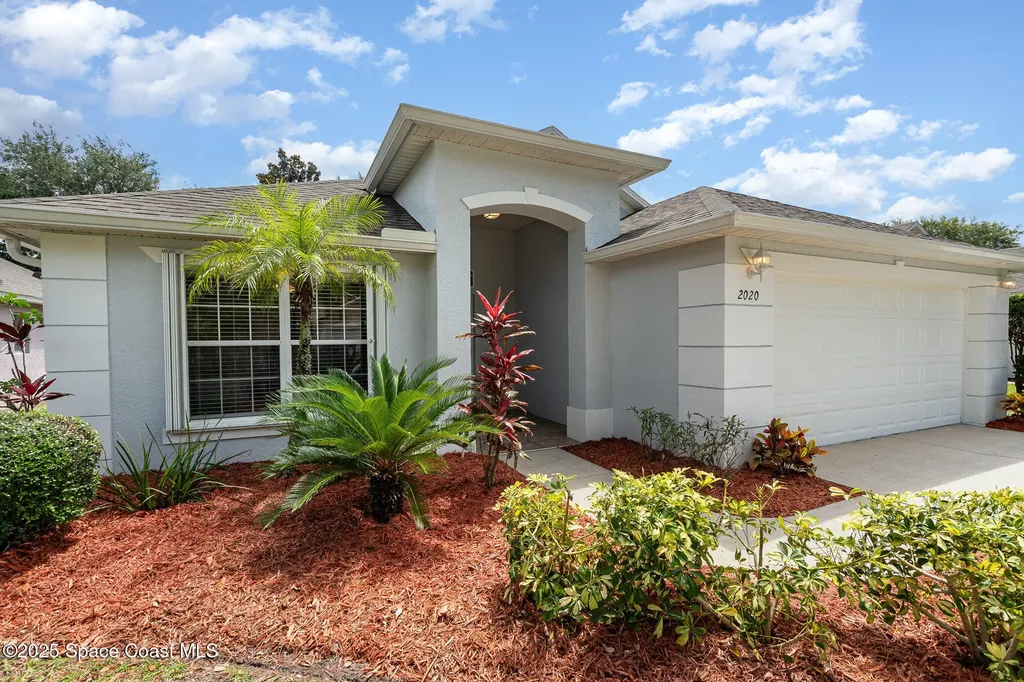 2020 Twelve Oaks Drive SE Palm Bay FL 32909
