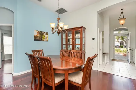 2020 Twelve Oaks Drive SE Palm Bay FL 32909