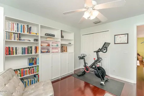 2020 Twelve Oaks Drive SE Palm Bay FL 32909