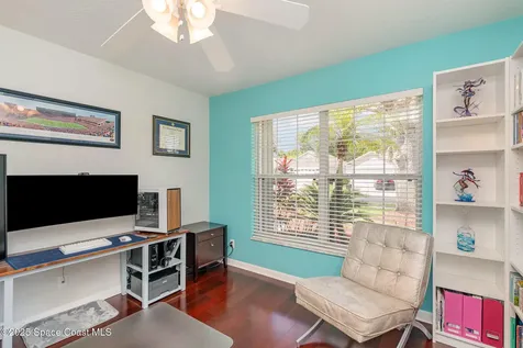 2020 Twelve Oaks Drive SE Palm Bay FL 32909
