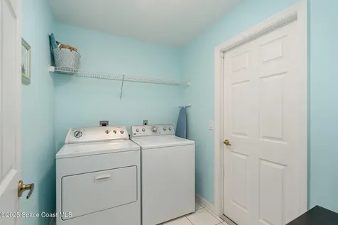 2020 Twelve Oaks Drive SE Palm Bay FL 32909