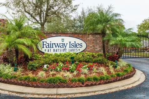 2020 Twelve Oaks Drive SE Palm Bay FL 32909