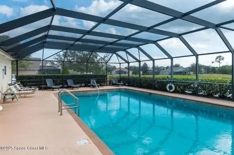 2020 Twelve Oaks Drive SE Palm Bay FL 32909