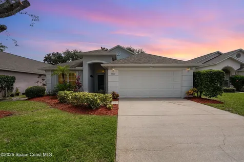 2020 Twelve Oaks Drive SE Palm Bay FL 32909