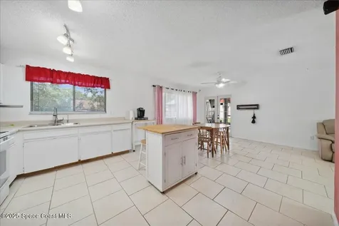 1750 Wapello Avenue SE Palm Bay FL 32909