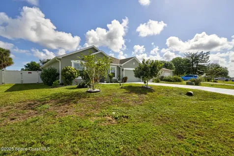 469 Aviation Avenue NE Palm Bay FL 32907