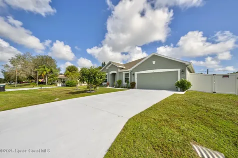 469 Aviation Avenue NE Palm Bay FL 32907