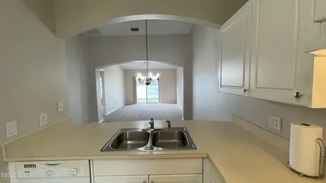 975 Luminary Circle Melbourne FL 32901