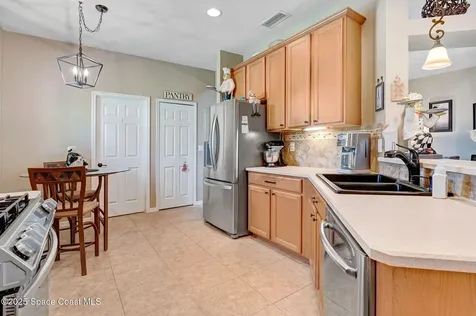 2263 Chinaberry Circle SE Palm Bay FL 32909