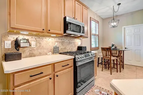 2263 Chinaberry Circle SE Palm Bay FL 32909